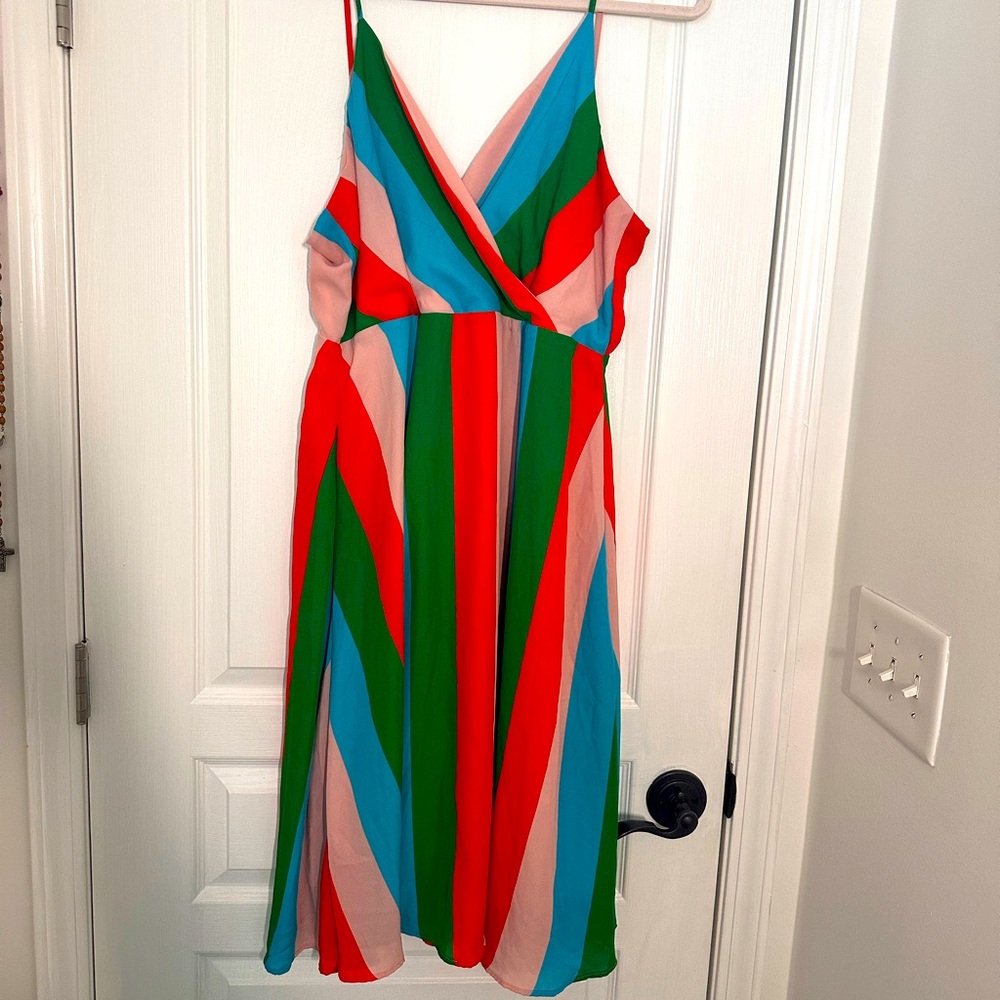 Colorblock Lulu’s tieback sundress